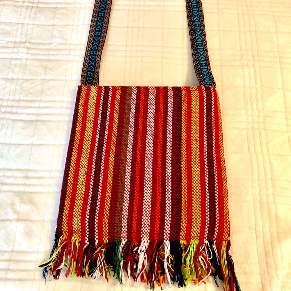 NEW ITEM Colorful Thailand Made Shoulder Handbag. - Picture 7 of 8